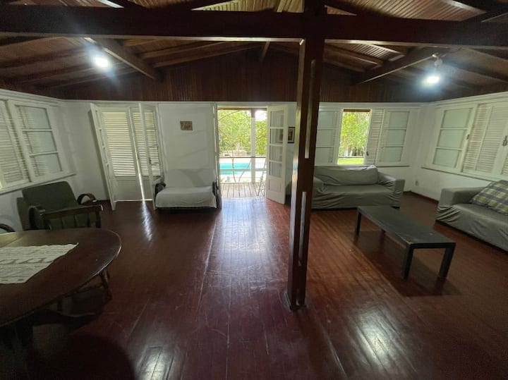 Chácara Mogi Piscina Com  Hidromassagem Completa - Mogi das Cruzes