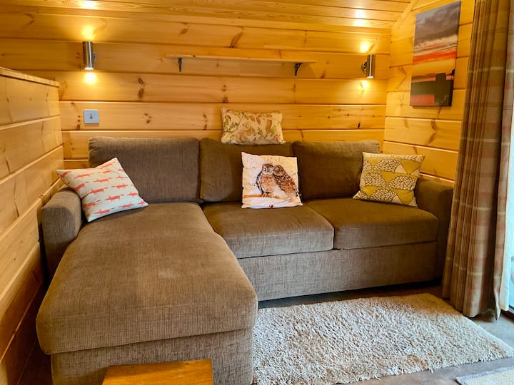 Cabin Edal, Tigh Brachen Bothies, Diabaig Torridon - Skye