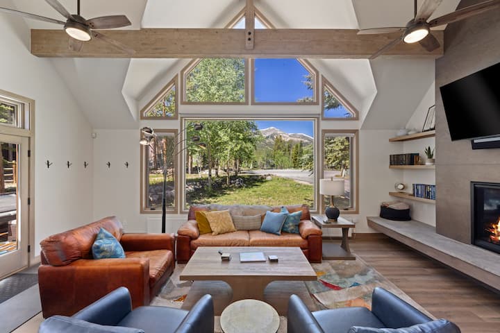 Breck Home | Hot Tub | 5 Kings | Sleeps 16 | Game Room | Free Town Shuttle - Breckenridge, CO