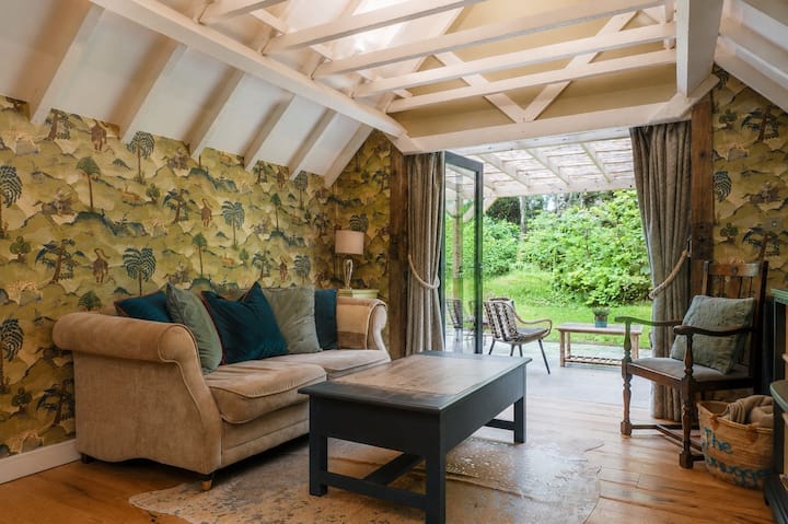 Cosy Rural Retreat With Log Burner - Kent