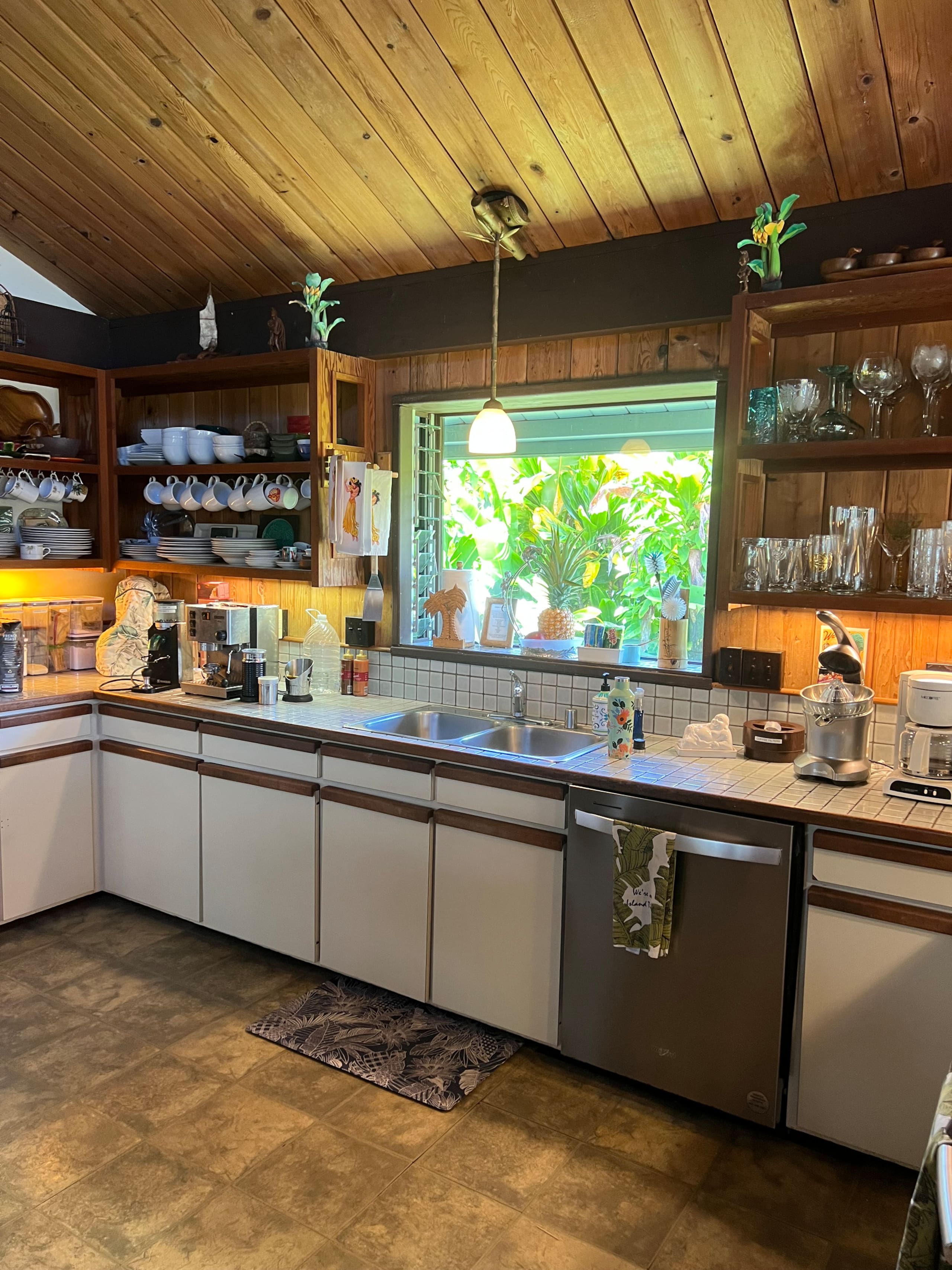 Kilauea Coconut House: TA-167-610-7776-01 TVNC1130 - Photo 26