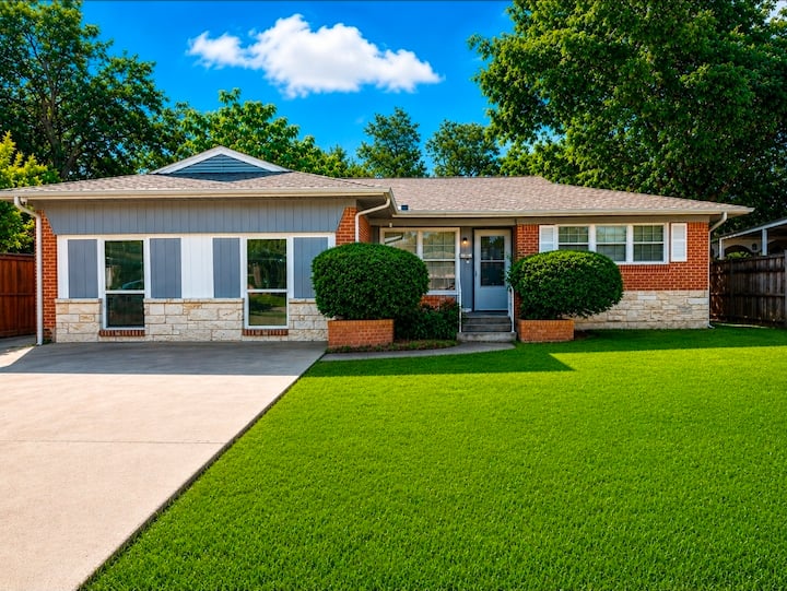 Newly Remodeled Sleeps 12/4 Full, 4 Twin - Mesquite, TX