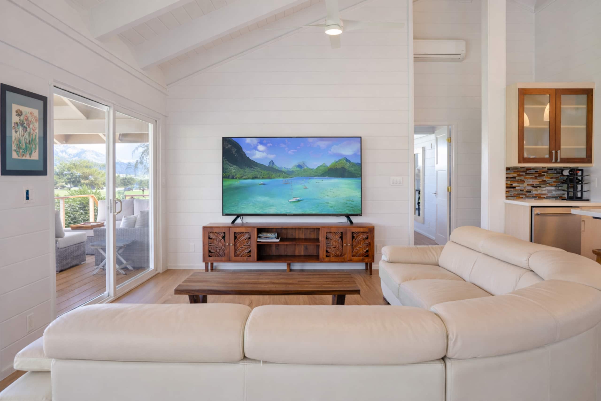 Home in Princeville · ★4.93 · 4 bedrooms · 4 beds · 3 baths - Image 11