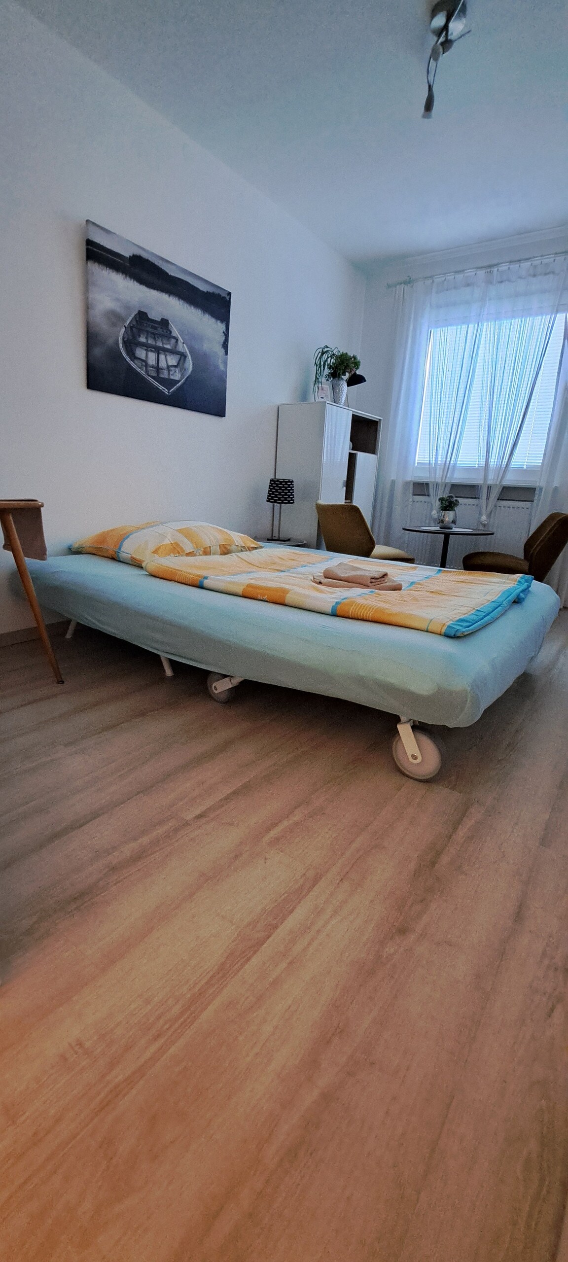 Second room/unfolded couch