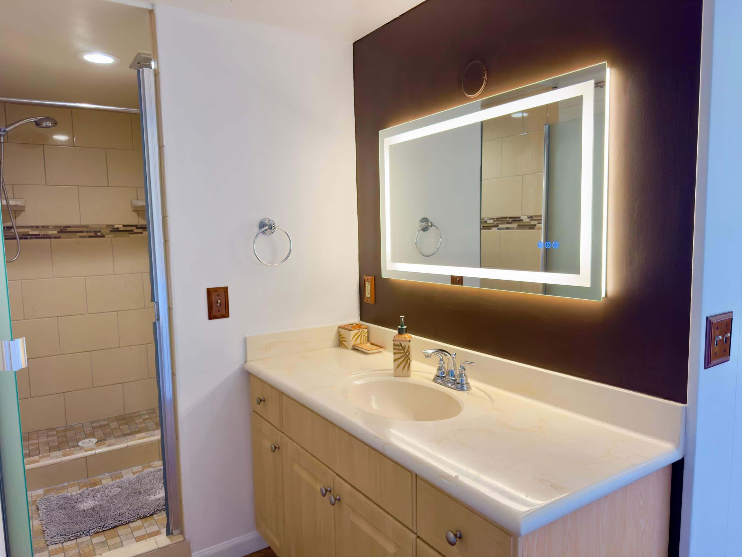 Condo in Honolulu · ★4.87 · 1 bedroom · 1 bed · 1 shared bath - Image 18
