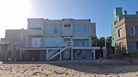 Blue Sea | Oceania (Luxury Beach House)