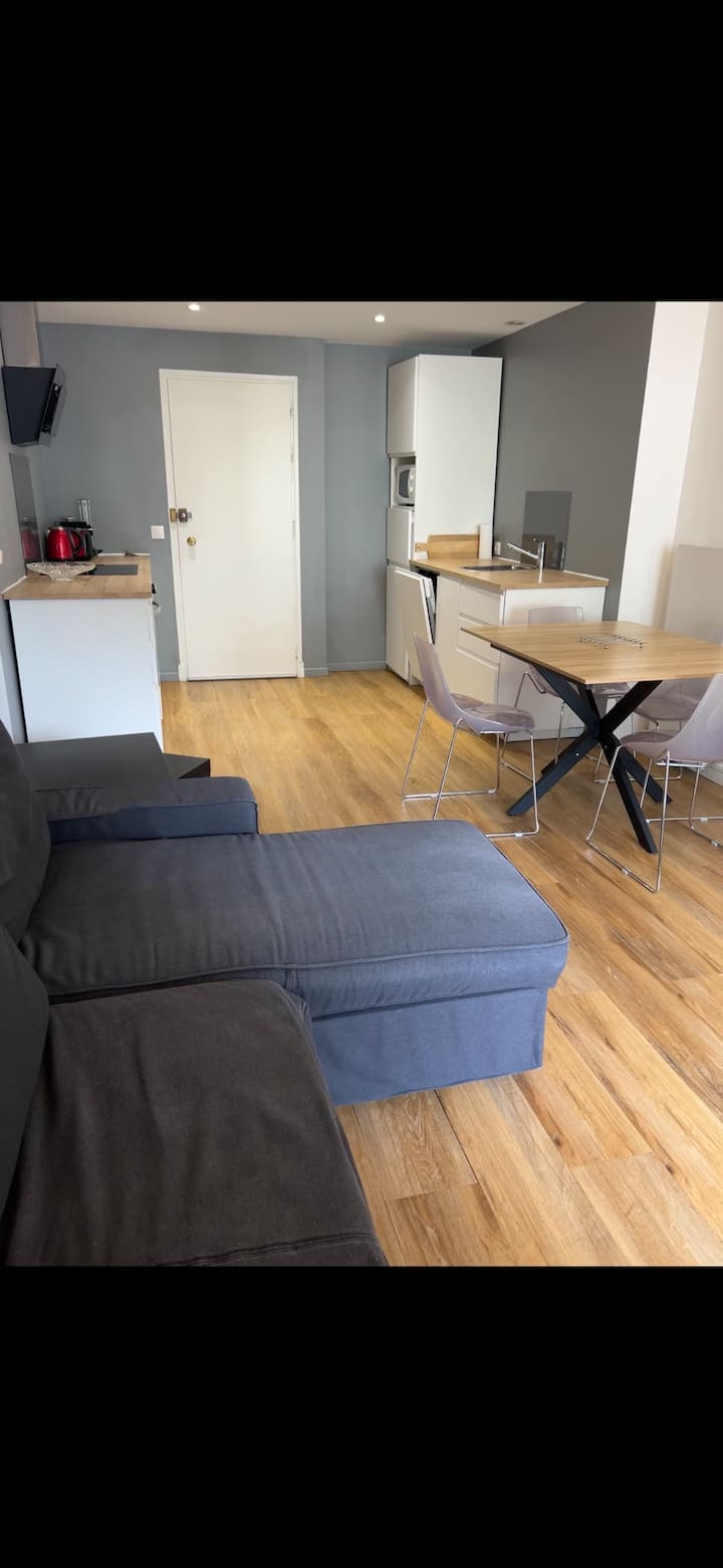 Appartement 44m² Plein Centre
2 Balcons - Cauterets