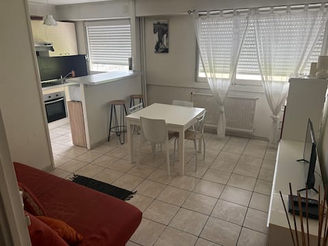 Quiet 2-room apartment, Forbach center