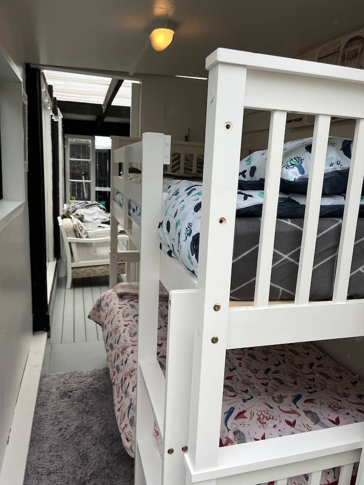 Chumba kidogo cha ghorofa 