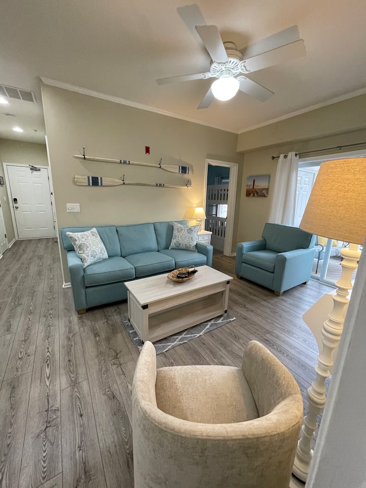 Comfy And Convenient 2 Bedroom/2 Bath Condo - Rehoboth Beach, DE