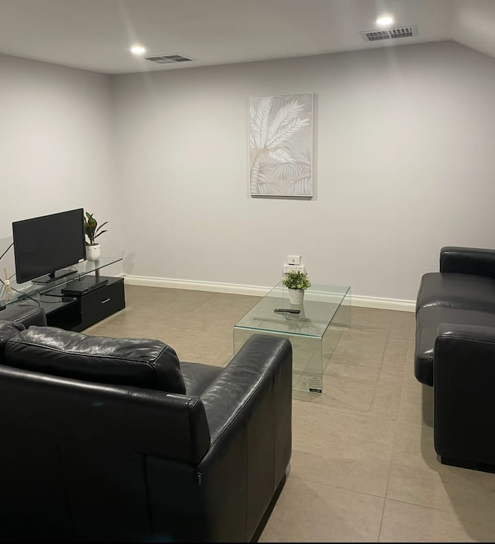 Port Pirie-fantastic Two-story House Sleeps 8 - Port Pirie