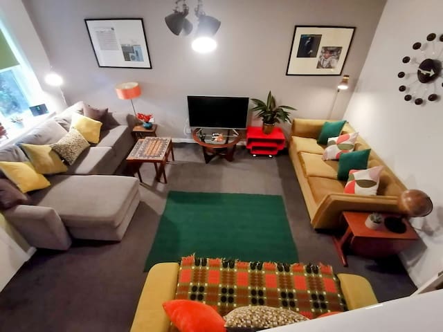 4 bed house Whalley Range/Chorlton groups of 8-14