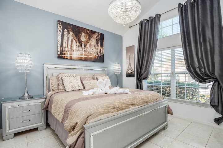 Париз, брачен кревет (широк 180 – 200 см), приземје 