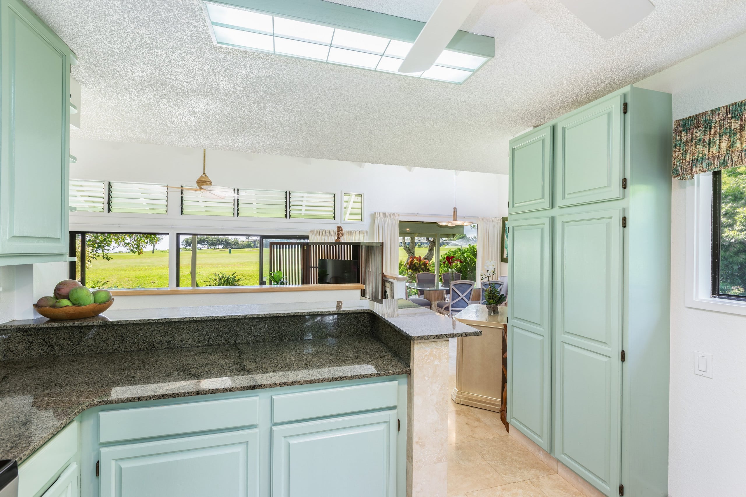 Condo in Princeville · ★4.79 · 2 bedrooms · 2 beds · 1 bath - Image 8