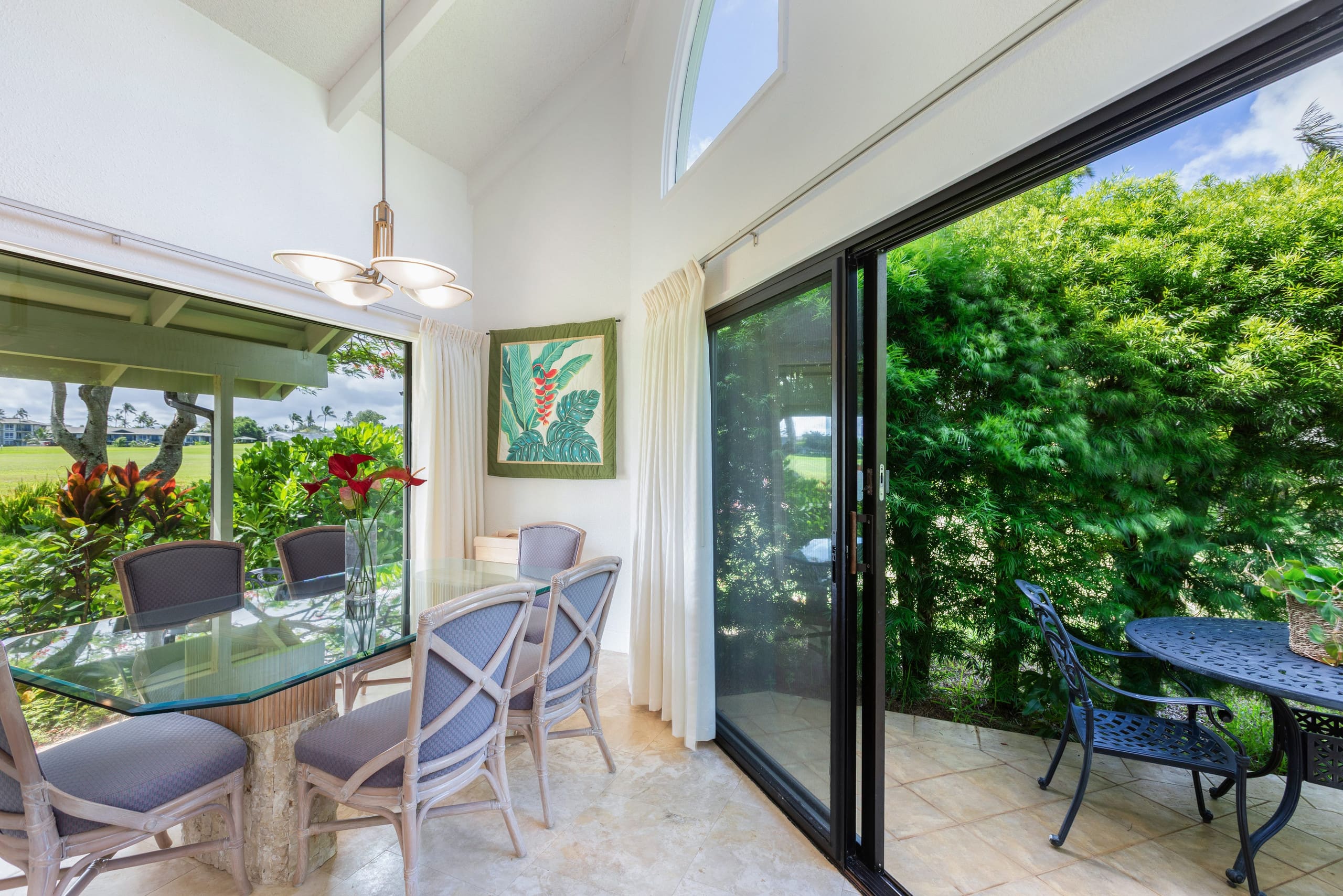 Condo in Princeville · ★4.79 · 2 bedrooms · 2 beds · 1 bath - Image 11
