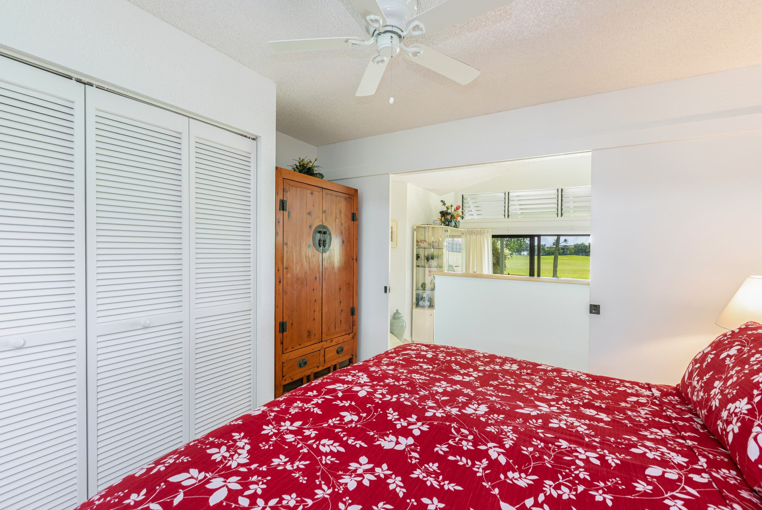 Condo in Princeville · ★4.79 · 2 bedrooms · 2 beds · 1 bath - Image 15