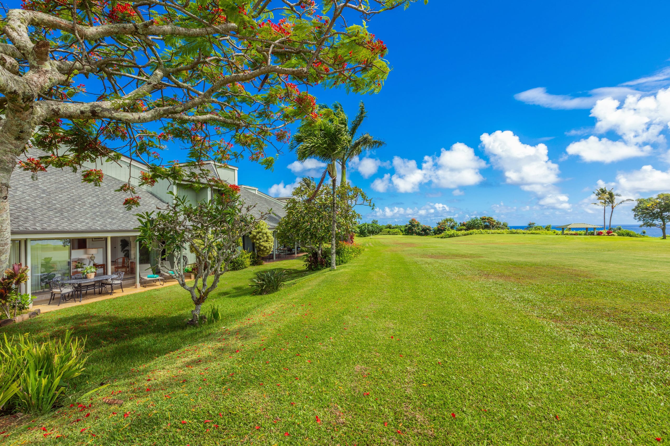 Condo in Princeville · ★4.79 · 2 bedrooms · 2 beds · 1 bath - Image 21