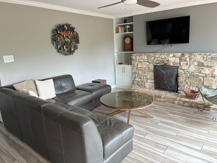 Wild Basin Sanctuary - Unit B - West Lake Hills, TX