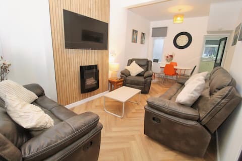 Popular Airbnb listing: Superb Belfast City Centre Property in Blackstaff