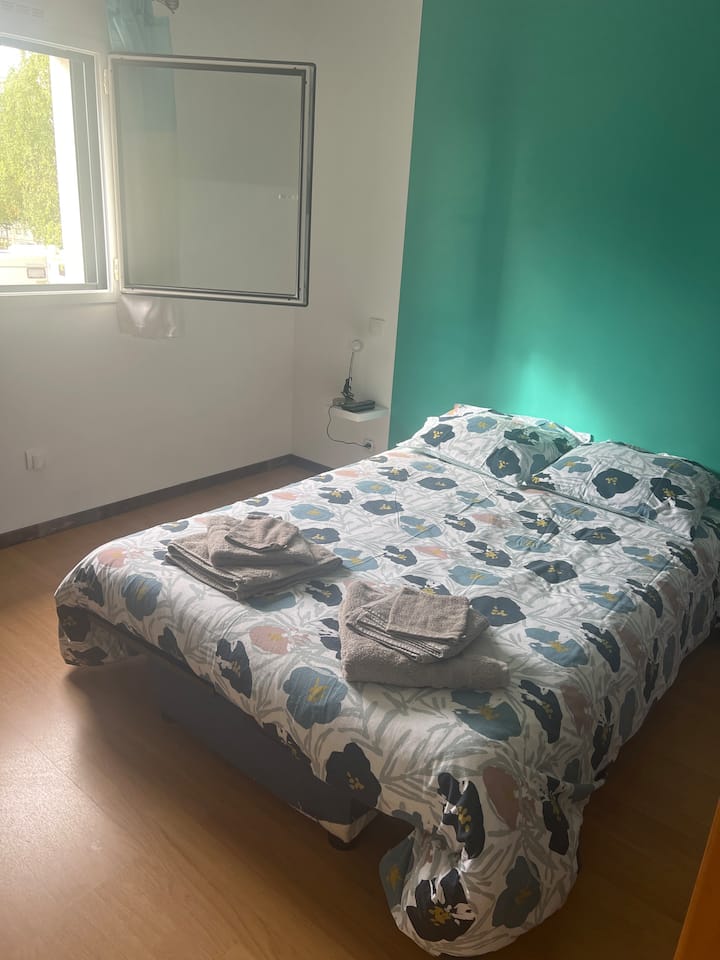 غرفة النوم 2