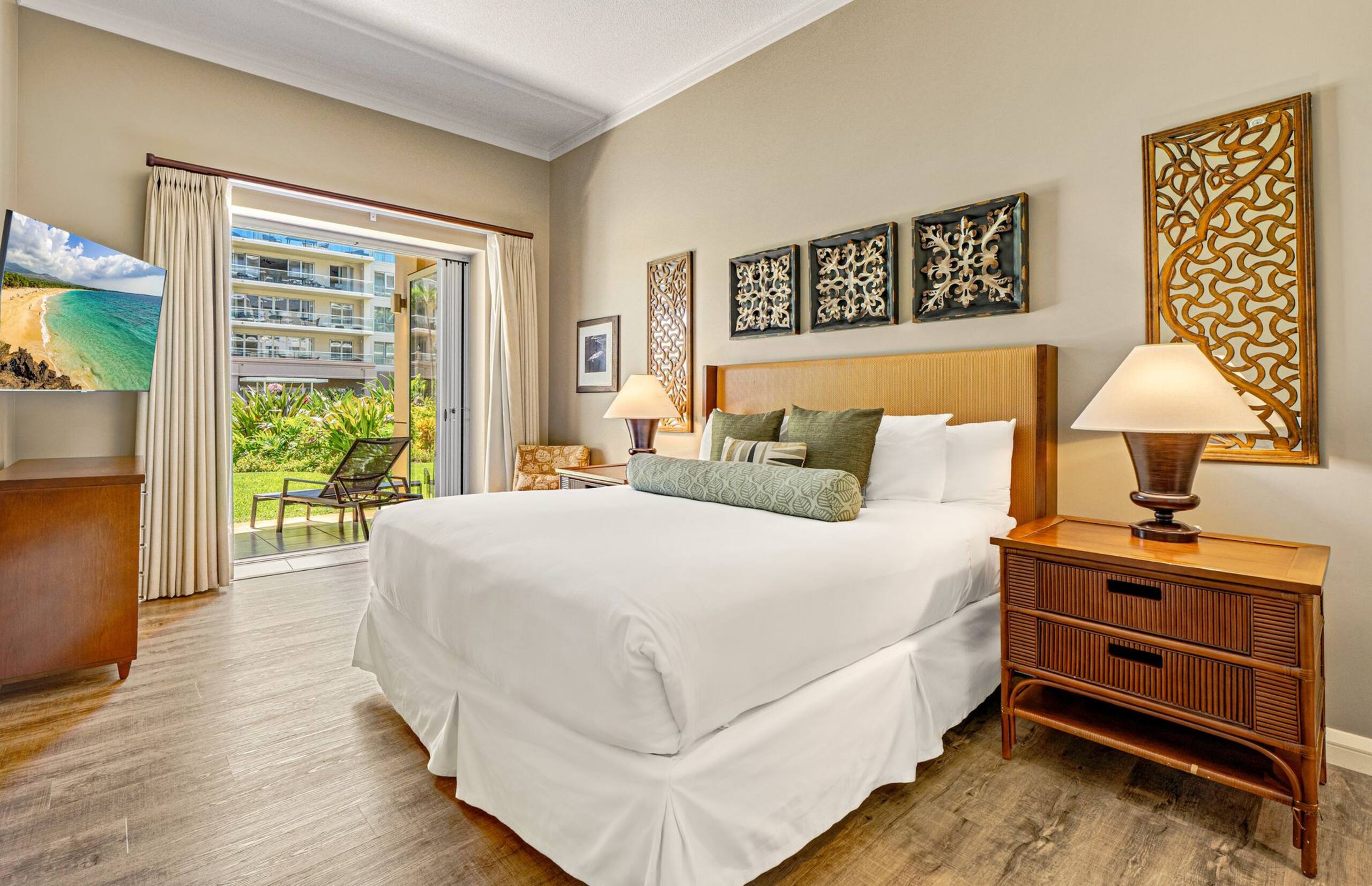 Condo in Lahaina · ★5.0 · 2 bedrooms · 3 beds · 2 baths - Image 16