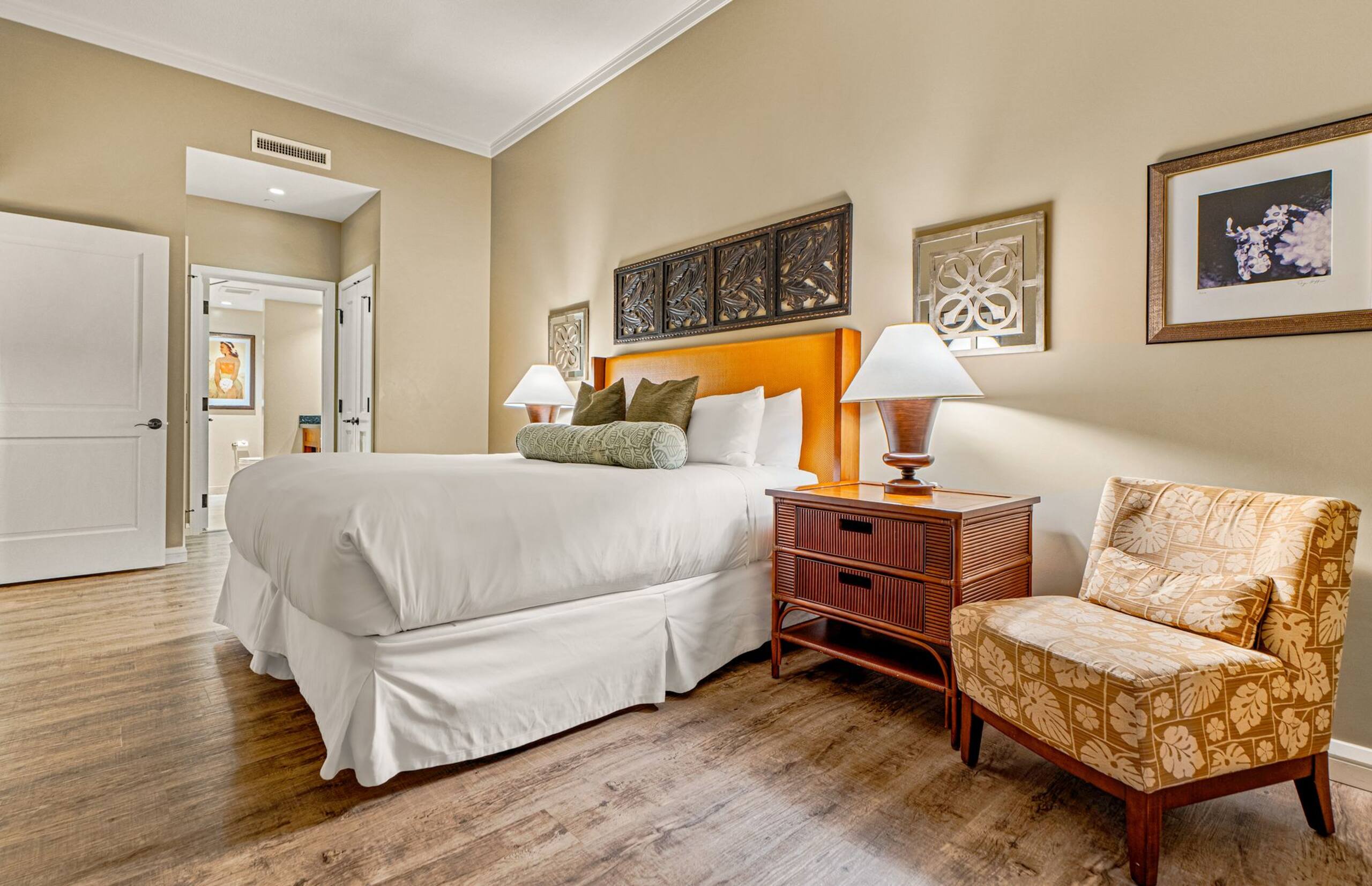 Condo in Lahaina · ★5.0 · 2 bedrooms · 3 beds · 2 baths - Image 22