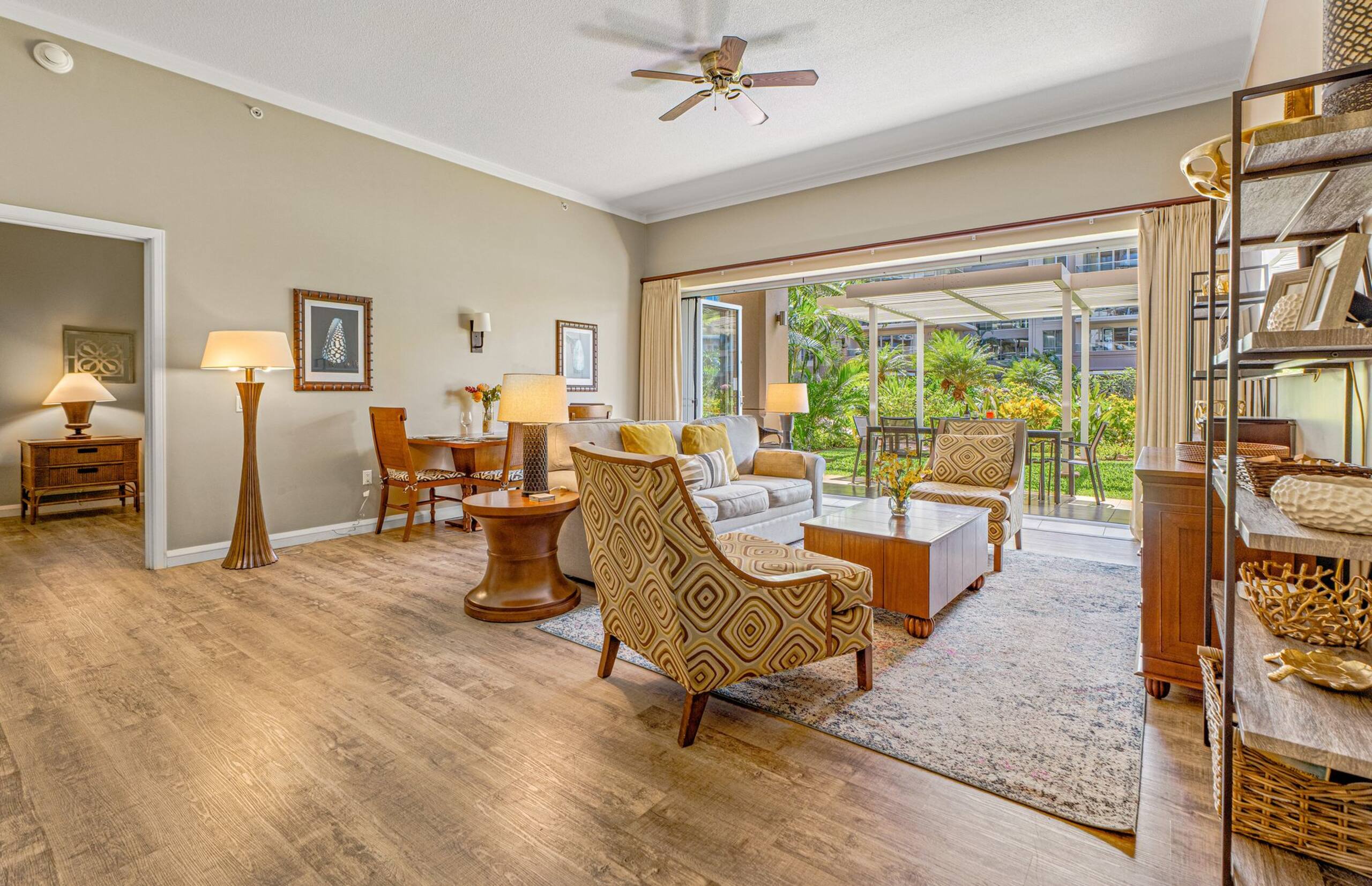 Condo in Lahaina · ★5.0 · 2 bedrooms · 3 beds · 2 baths - Image 5