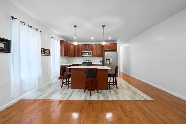 Home away from home. gallery image 3