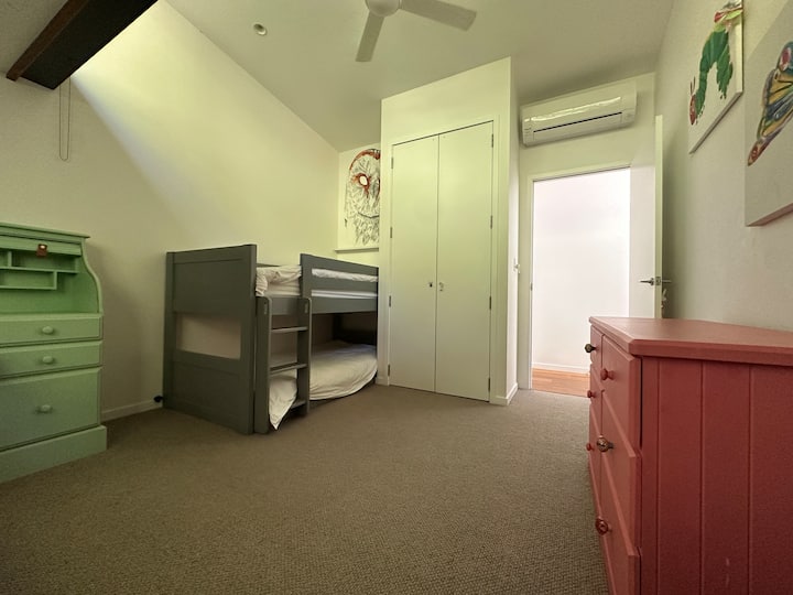 საძინებელი 3