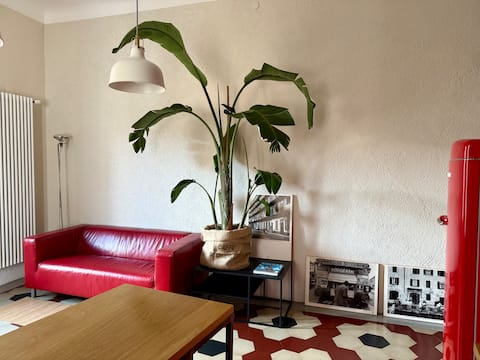 Airbnb con migliori performance: CITY LIGHTHOUSE (CIR: 015146-CNI-00920) a Milano