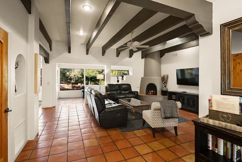 Popular Airbnb listing: Updated, modern home close to hiking with views. in Sedona