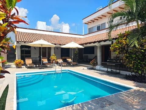 Splendid Villa "SantaJulia" in Xochitepec, Mor.