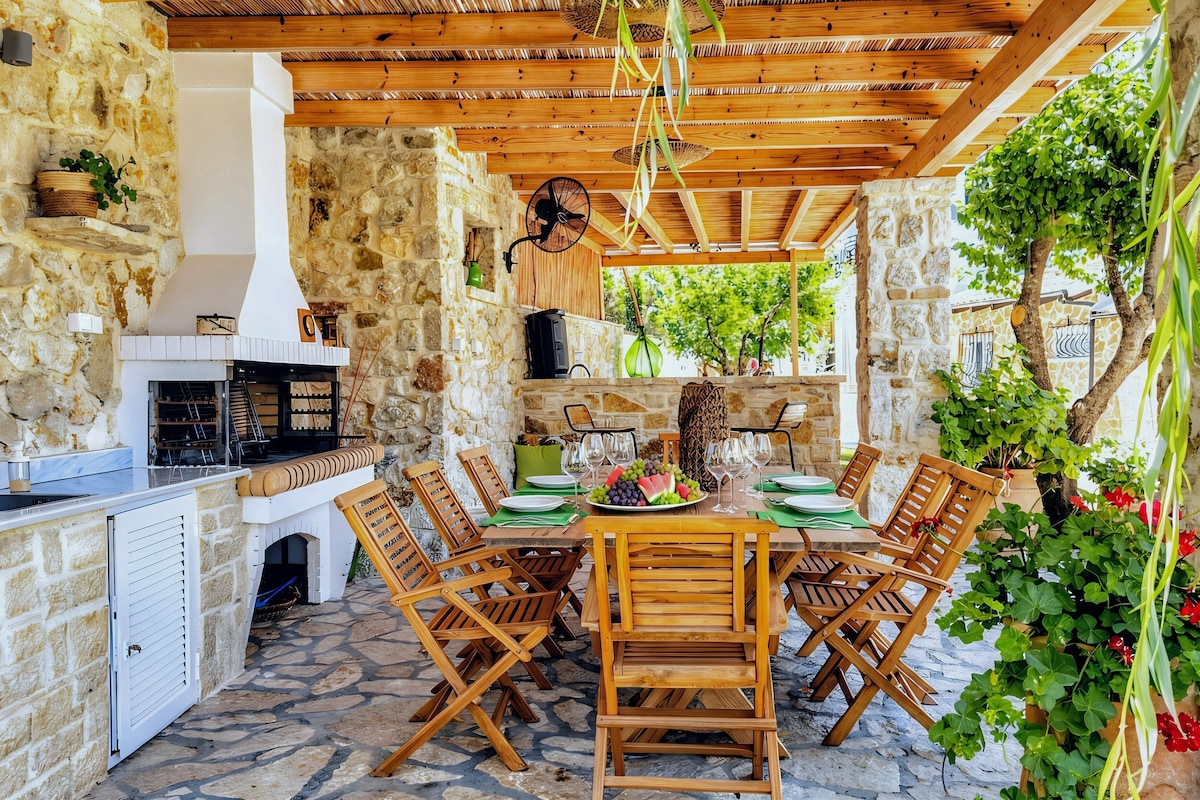 Casa Delos — view 4