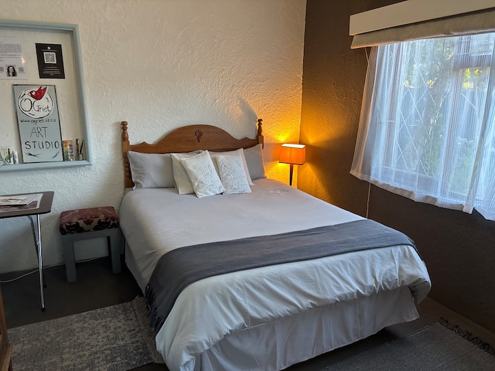 Krevat i ri me kokë.