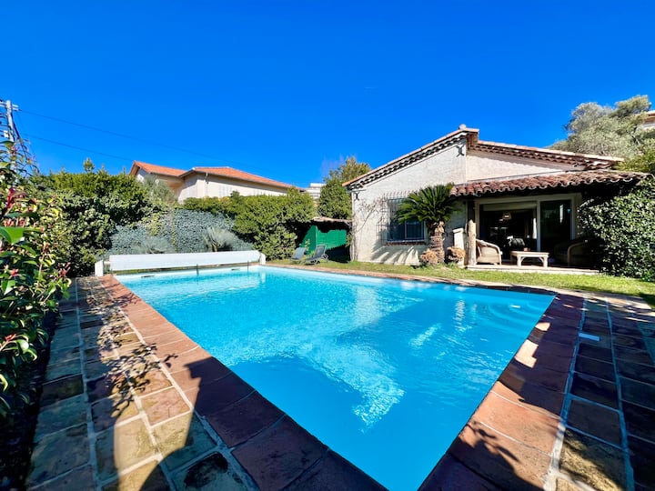 Villa Familiale Avec Piscine Proche Plage / Centre - Antibes