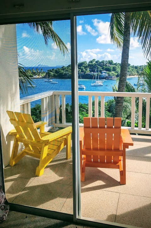 Coconut Lookout | Stunning views and steps to sea