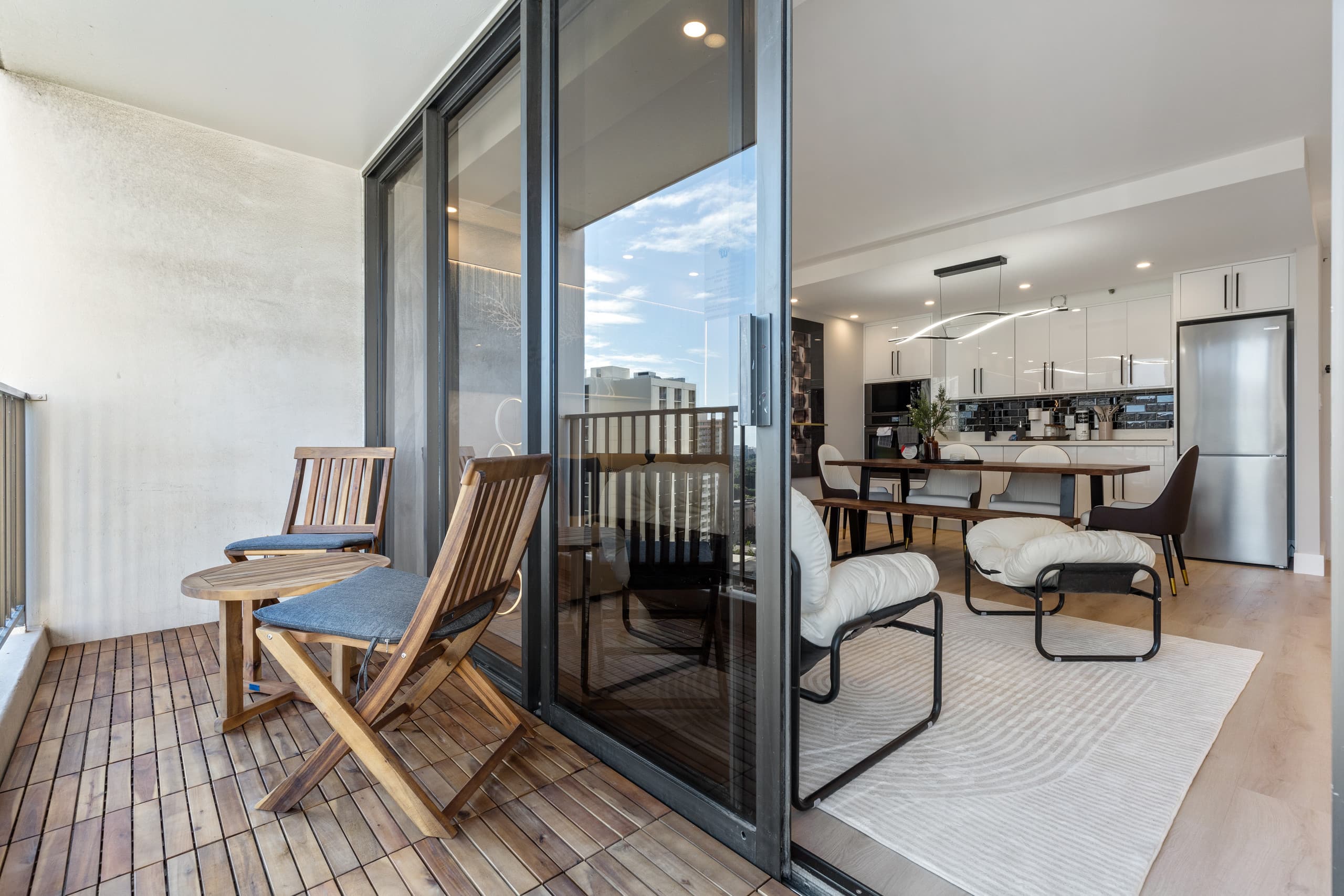 Condo in Honolulu · ★4.63 · 1 bedroom · 2 beds · 1 private bath - Image 18