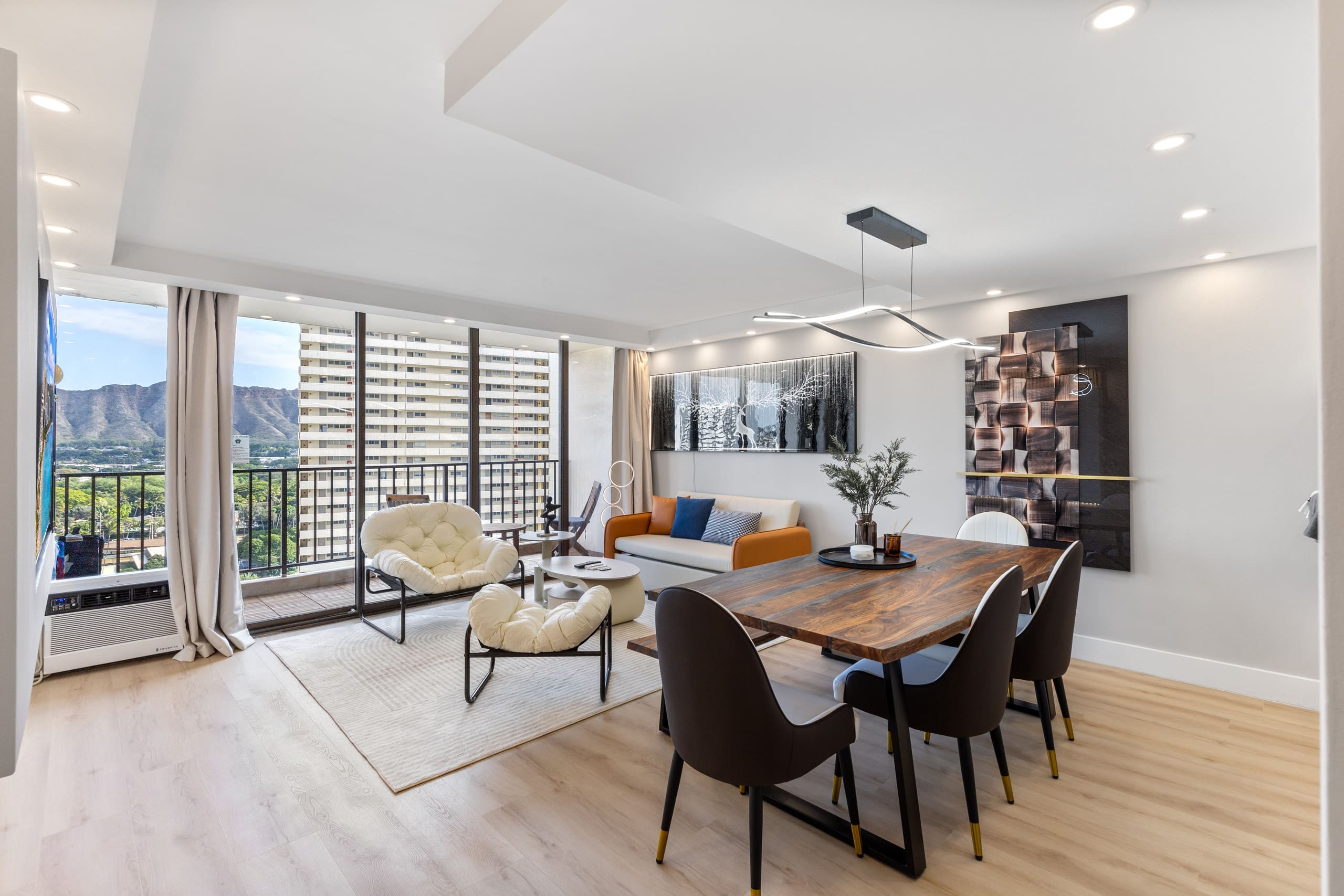 Condo in Honolulu · ★4.63 · 1 bedroom · 2 beds · 1 private bath - Image 8