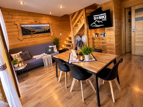 Top Airbnb: Podhalańskie Domki u Magdusi i Marcina (Podhale Cottages at Magdusi and Marcin's) in Gmina Czorsztyn