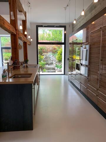 Countryside villa near Geneva lake gallery image 3