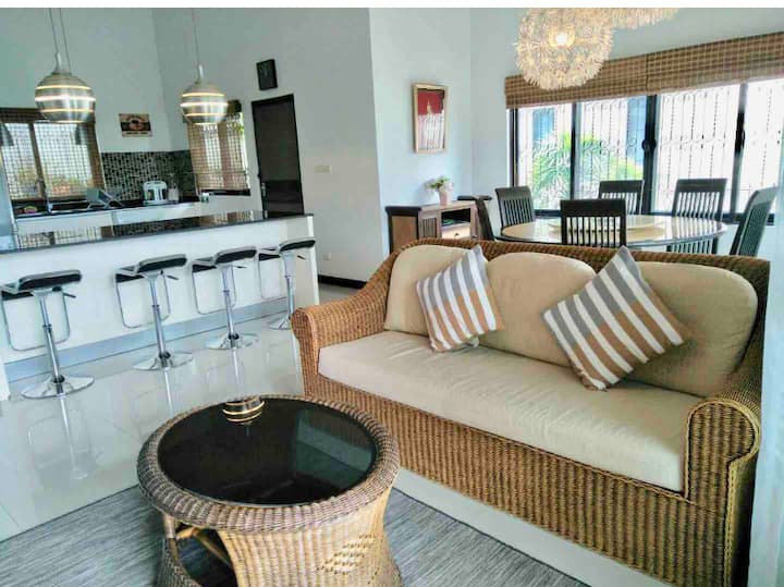 Lovely Private Pool Villa With Garden Near Center - Thailand