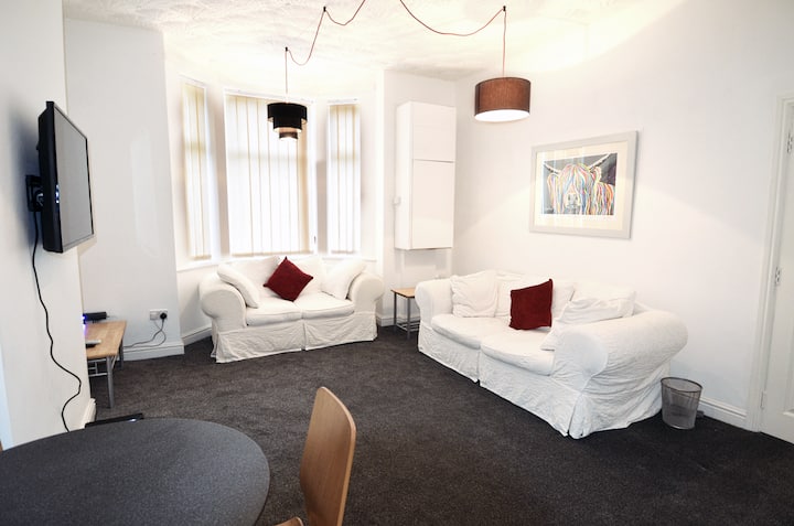 Apartment Priv Entrance + Carpark - Stockport