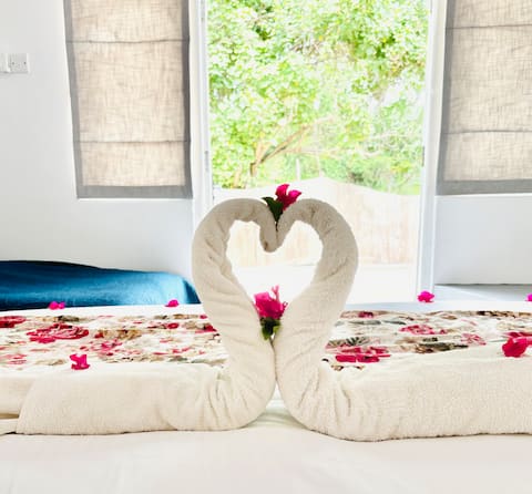 Moon Isle Beach Bungalow Nilaveli Triple room 3bed