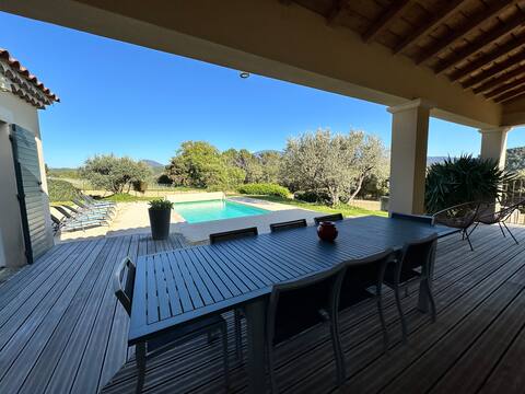 Villa at the foot of the Ventoux
