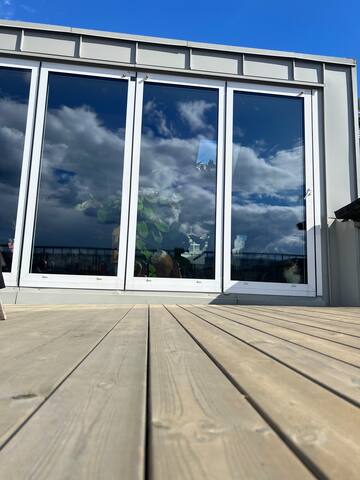 Loft living gallery image 4