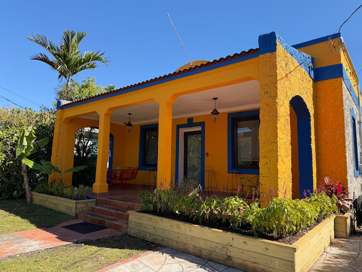 Casa Havana Historic House - Close To South Beach - Miami, FL