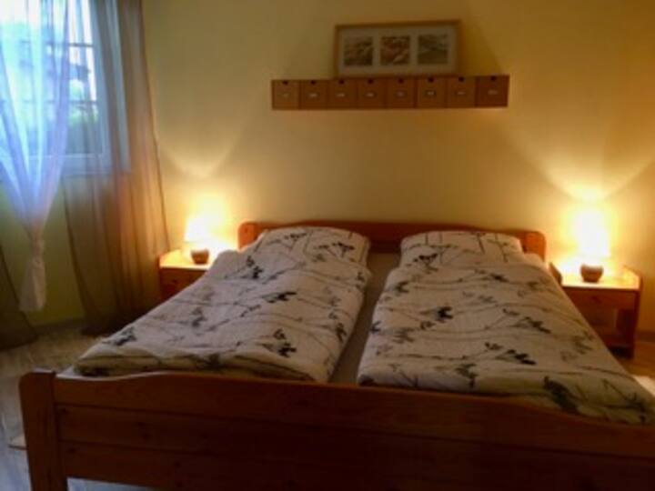 غرفة النوم 1