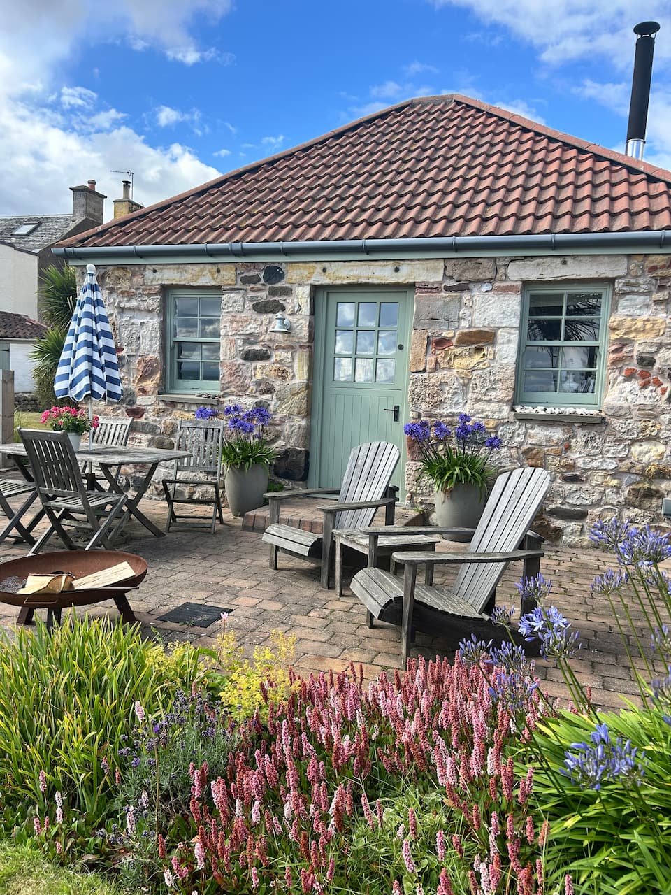 Weaver's Cottage on the Fife coast, Lower Largo, Fife, Scotland, United Kingdom, photo 3 of 10