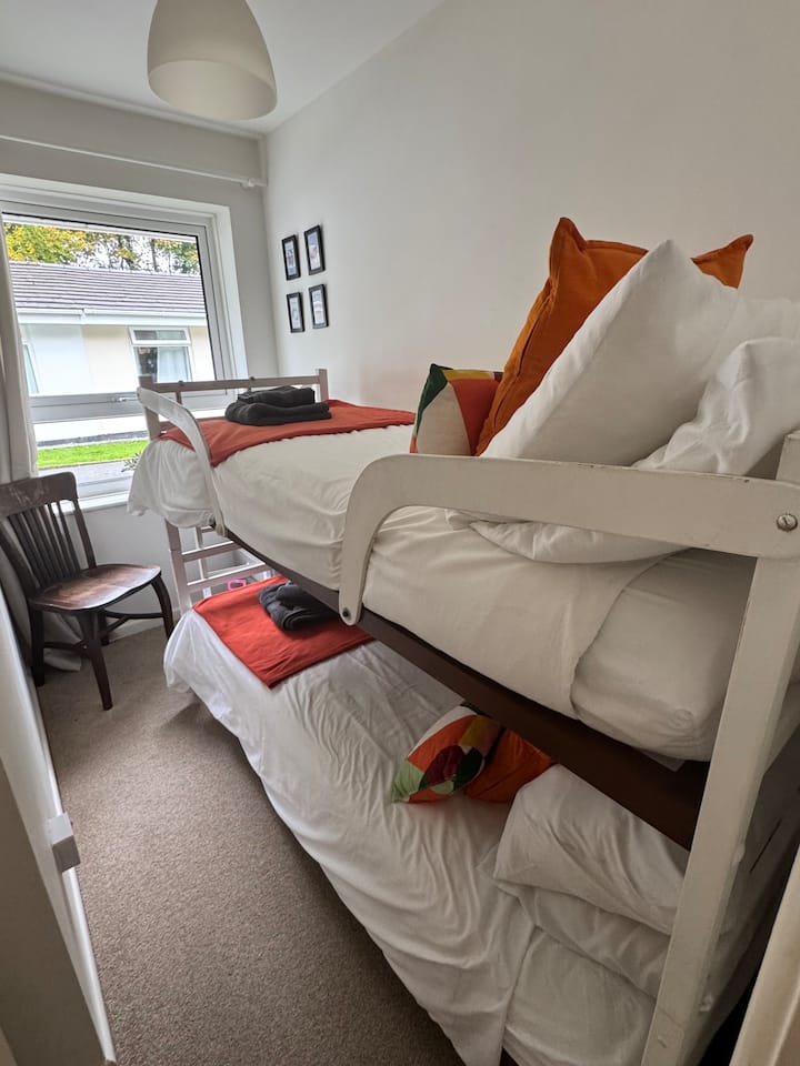 საძინებელი 2