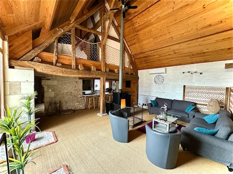 Accessible cottage, La Belle Aventure 15 pers, pool, spa